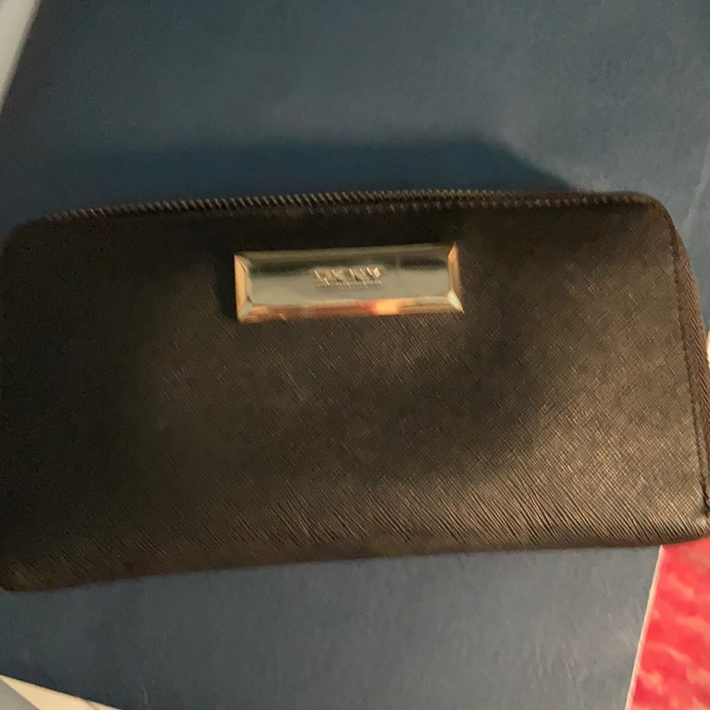 Black wallet